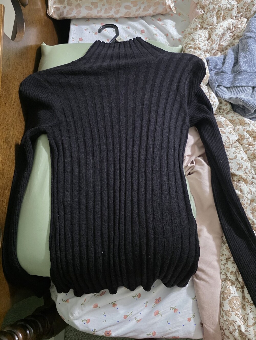 White House Black Market Black Ribbed Turtleneck Long Sleeve Tshirt